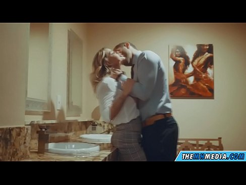 ❤️ Kui rinnakas blondiin võrgutab sind avalikus tualettruumis ☑ Porno vk at us et.sexogolic-info.ru ❌